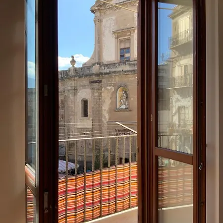 Apartment Ballaro House